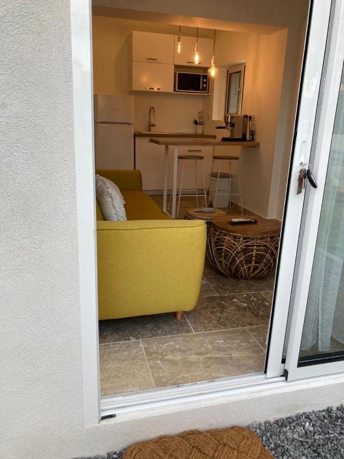 Charmant Studio Dans Villa - Parking - Jardin La Seyne-sur-Mer Exterior foto